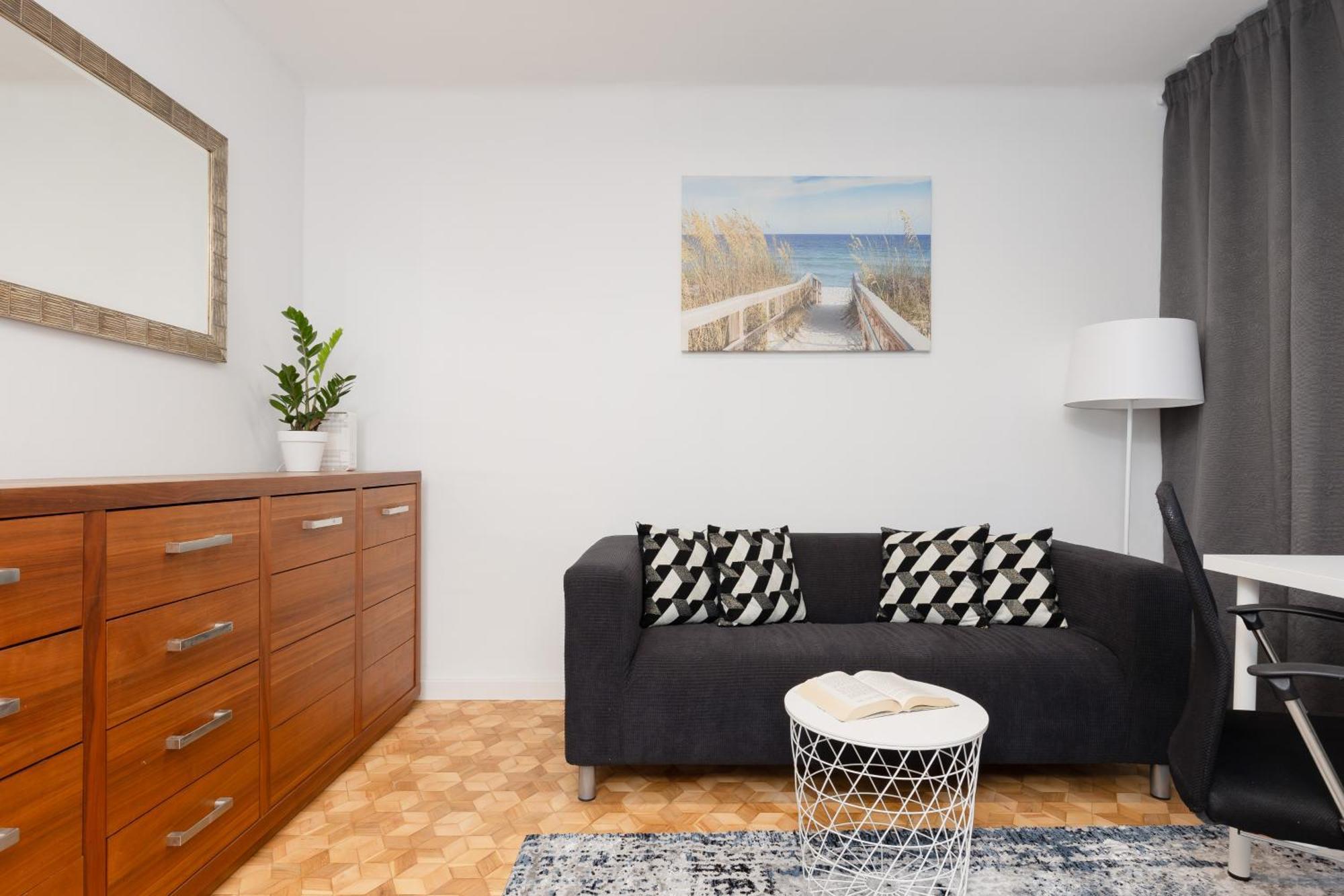 Apartments Warsaw Grzybowska by Renters Zewnętrze zdjęcie